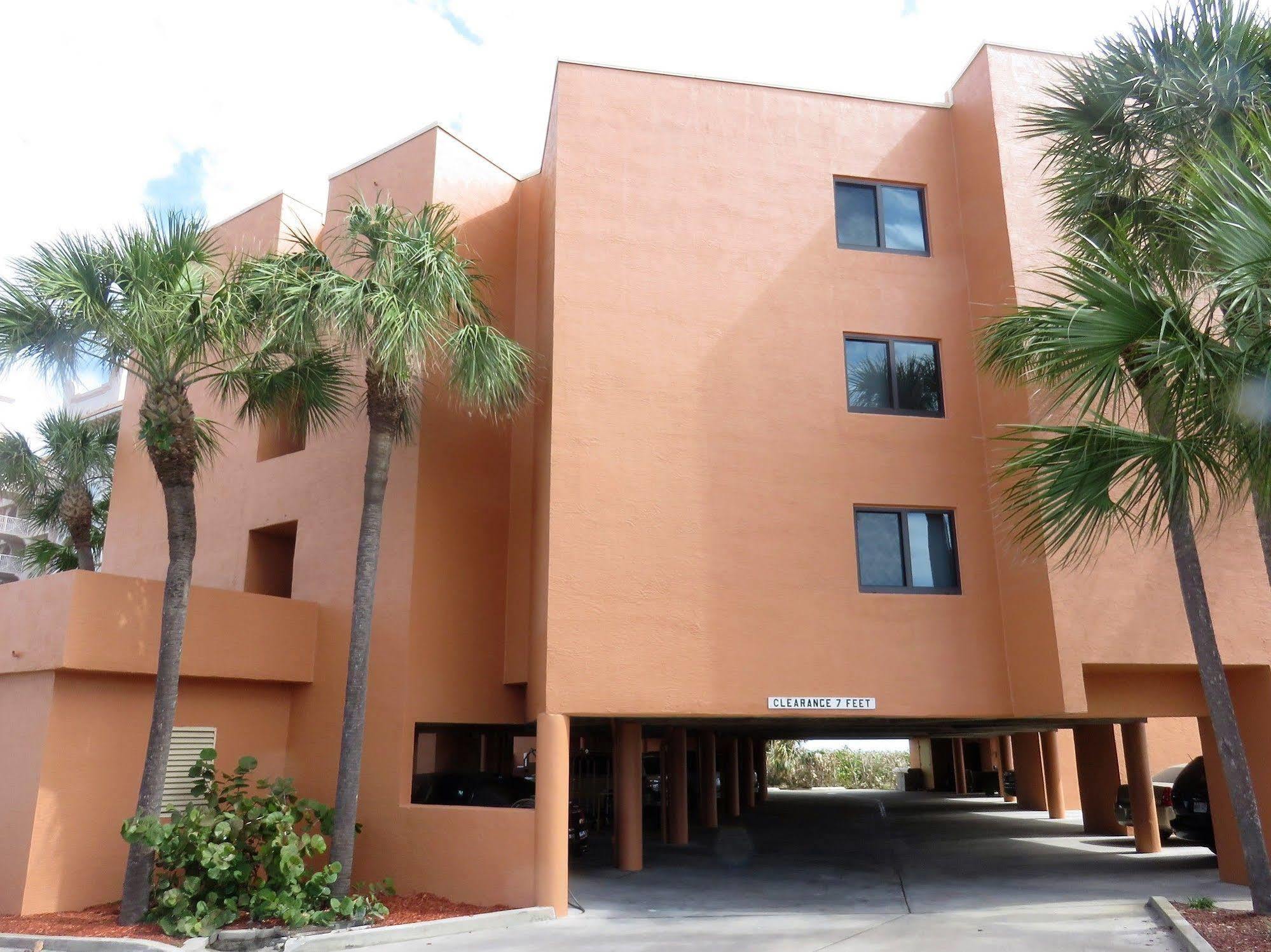 Oceanique Resort Indian Harbour Beach Exterior foto